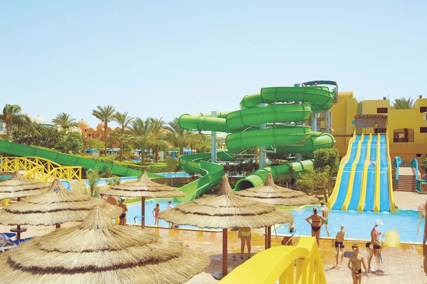 Titanic Beach & Aquapark OUTDOOR_POOL