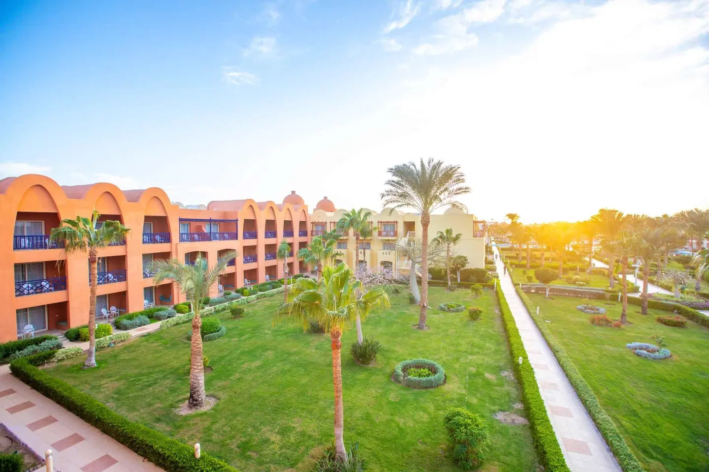 Titanic Beach & Aquapark EXTERIOR