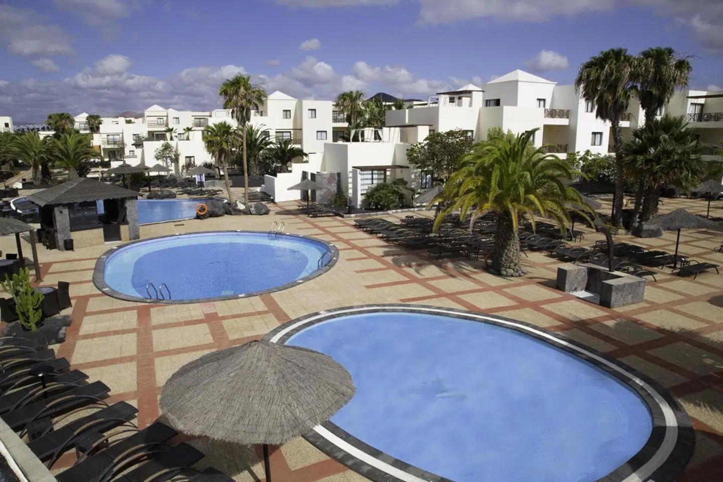 Vitalclass Lanzarote Sport & Wellness Resort OUTDOOR_POOL