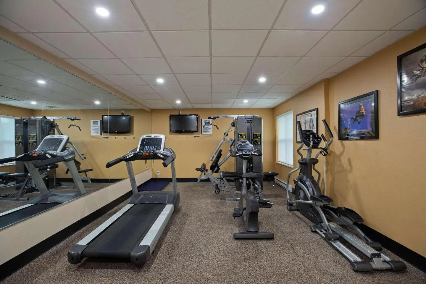 Best Western Plus Executive Inn SPORTS_AND_LEISURE