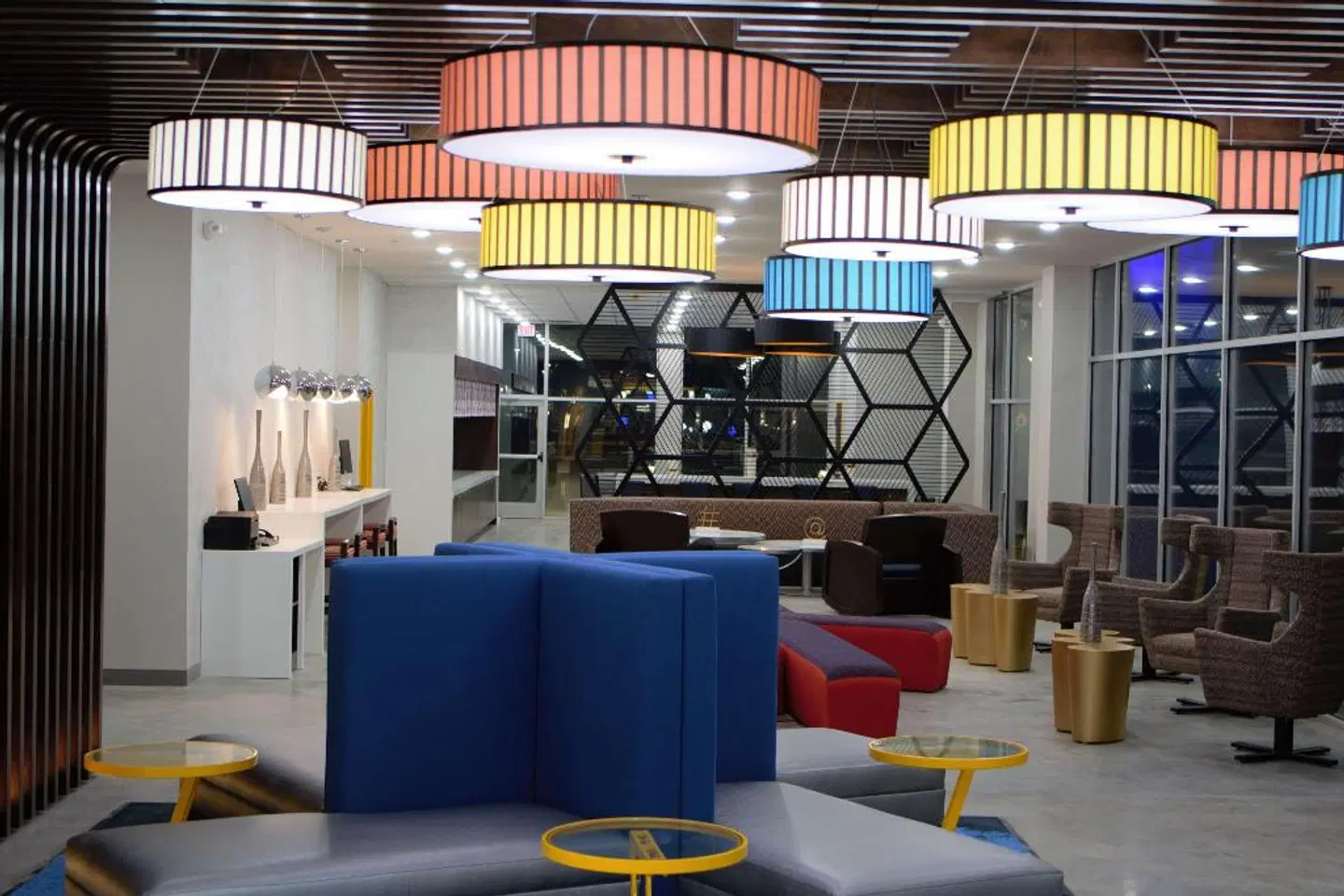 GLo Best Western Dawley Farms In Sioux Falls LOUNGE_LOBBY