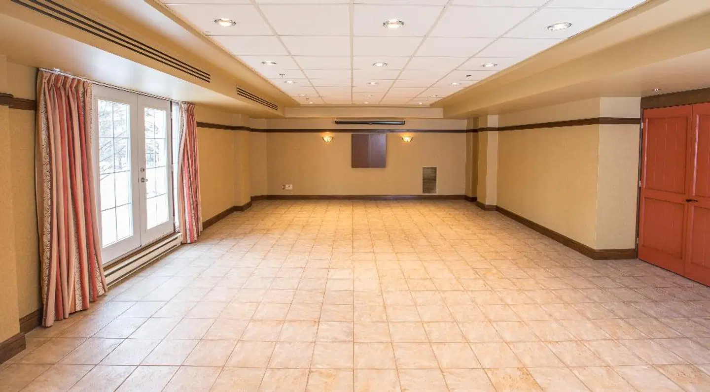 Holiday Inn Express & Suites Tremblant LOUNGE_LOBBY