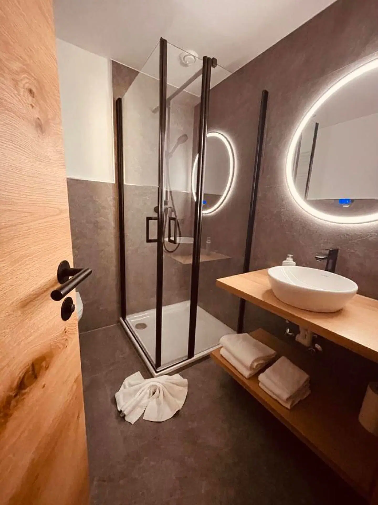 Bierhotel Loncium Badezimmer