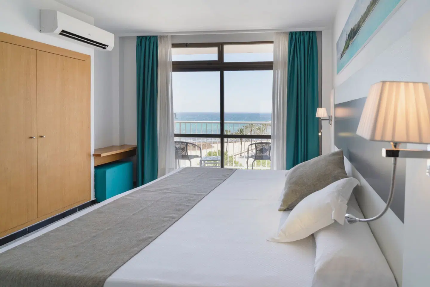 Amic Miraflores ROOM_EXAMPLE