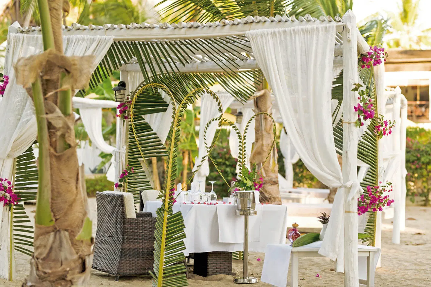 Royal Beach Hotel & Spa Garten