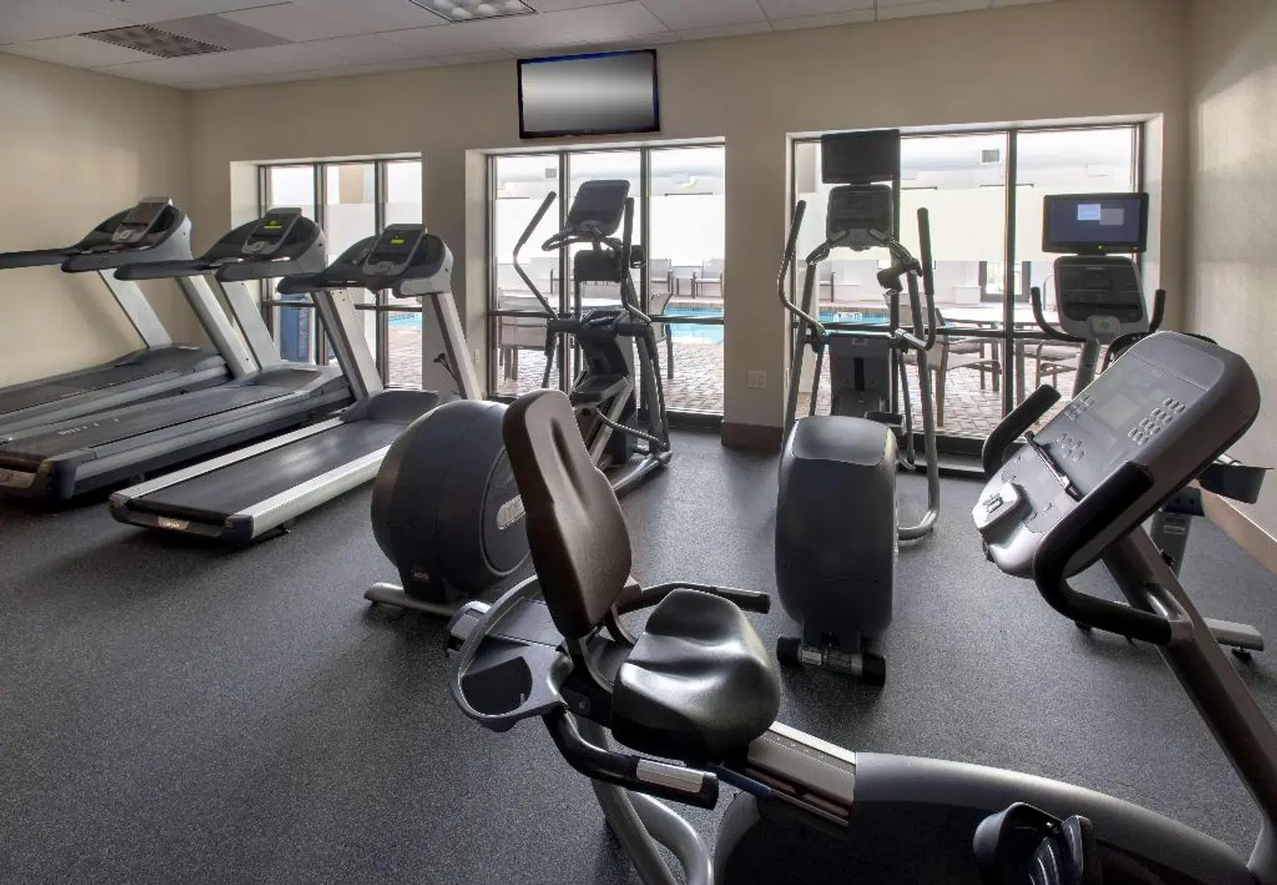 Hampton Inn Boston-Logan Airport SPORTS_AND_LEISURE