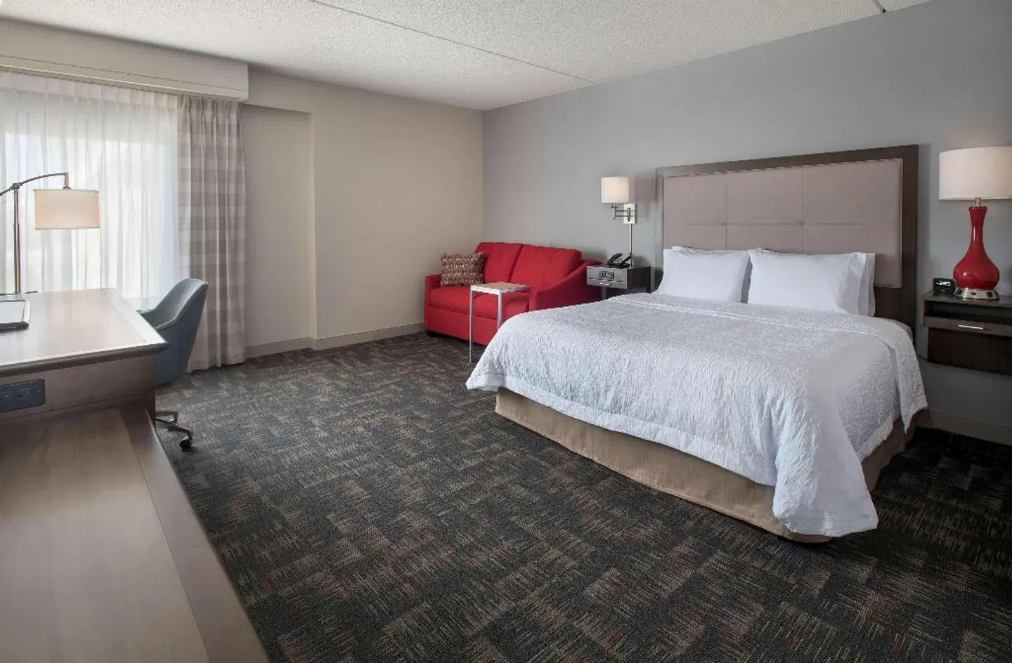 Hampton Inn Boston-Logan Airport ROOM_EXAMPLE