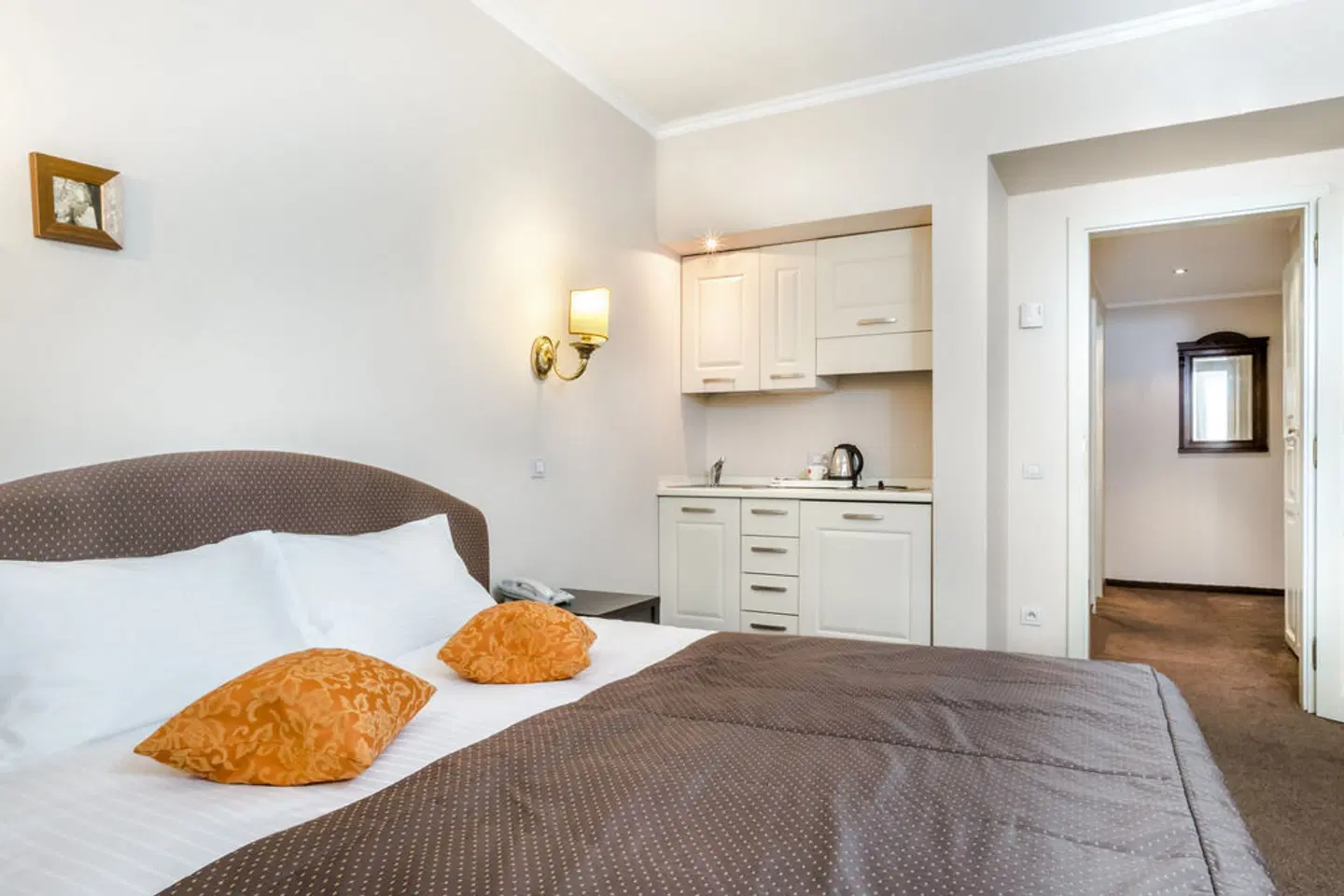 Leonardo Prague ROOM_EXAMPLE