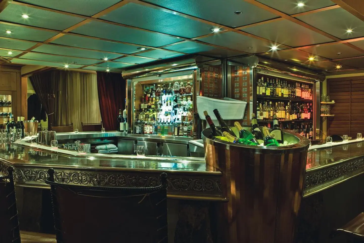 The Listel Hotel Whistler Bar