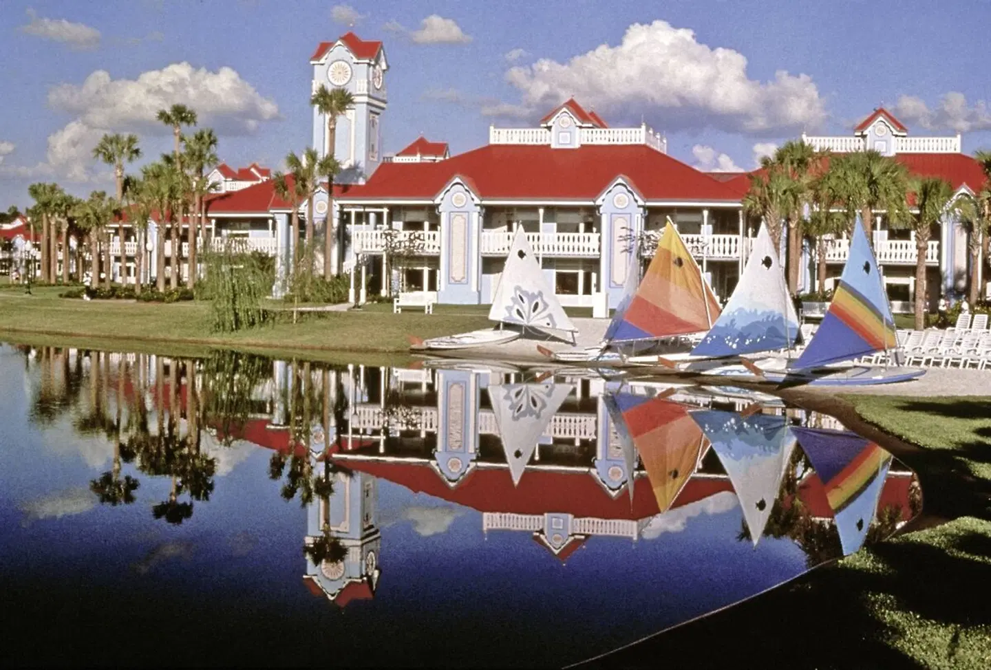 Disney's Caribbean Beach Resort EXTERIOR