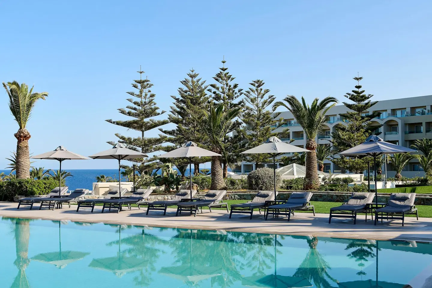 Iberostar Waves Creta Panorama & Mare OUTDOOR_POOL