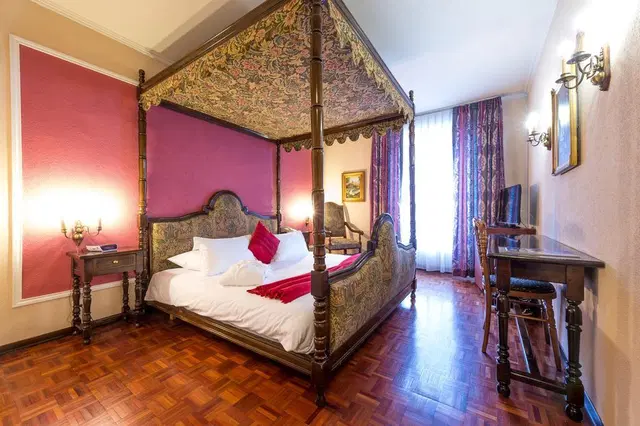 Diplomate ROOM_EXAMPLE