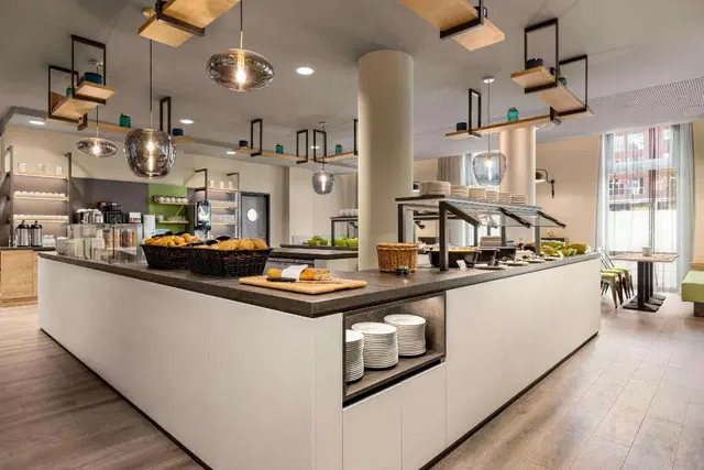 Super 8 by Wyndham Hamburg Mitte Restaurant