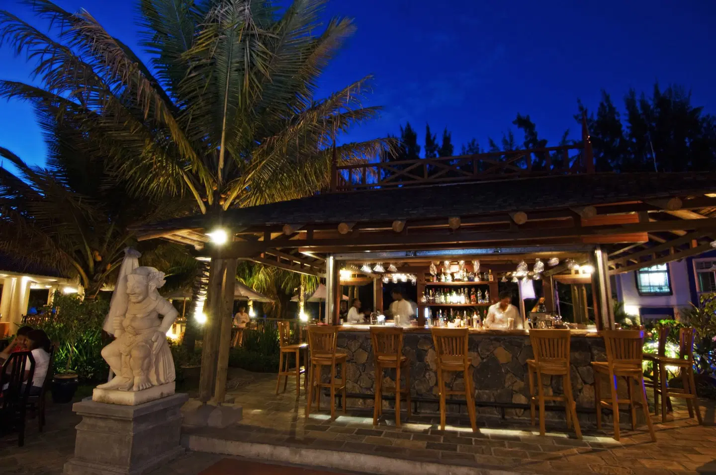 Aanari Hotel & Spa Bar