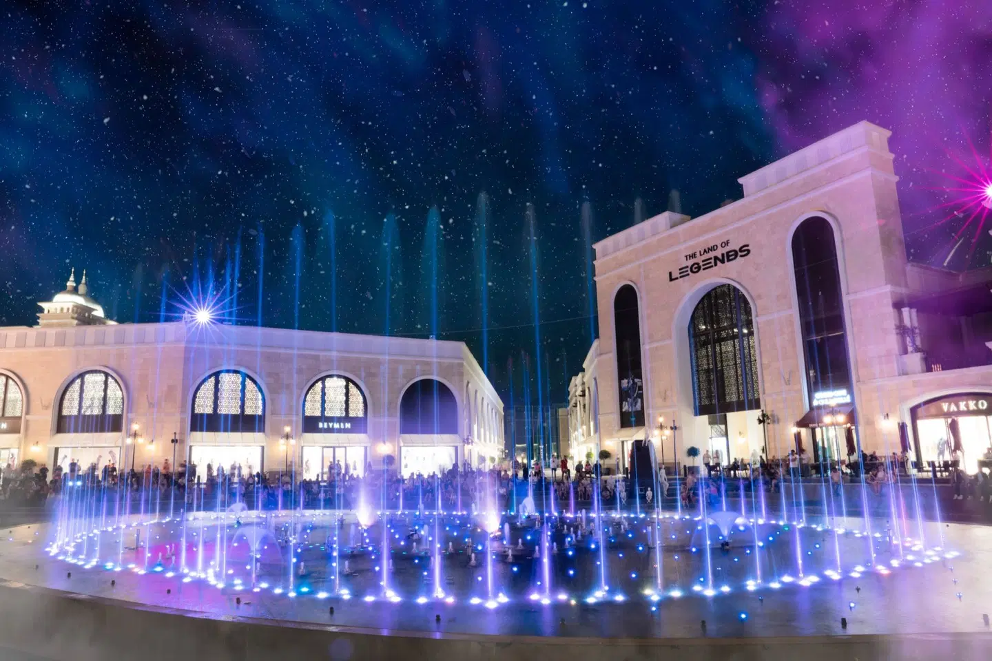 The Land of Legends Nickelodeon Hotels & Resorts Hallenbad