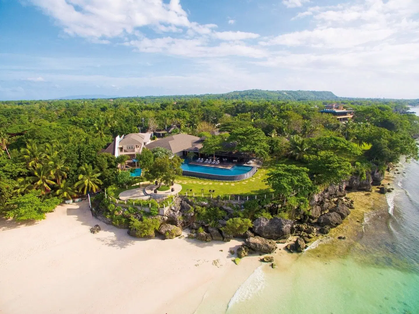 Amorita Resort LANDSCAPE