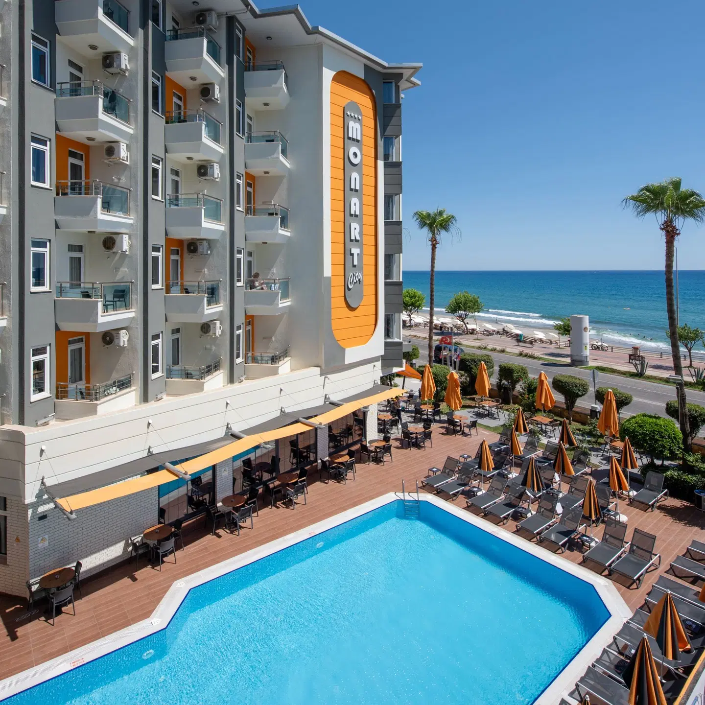 Monart City OUTDOOR_POOL