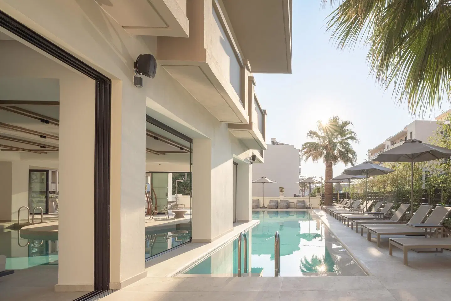 Theartemis Palace OUTDOOR_POOL