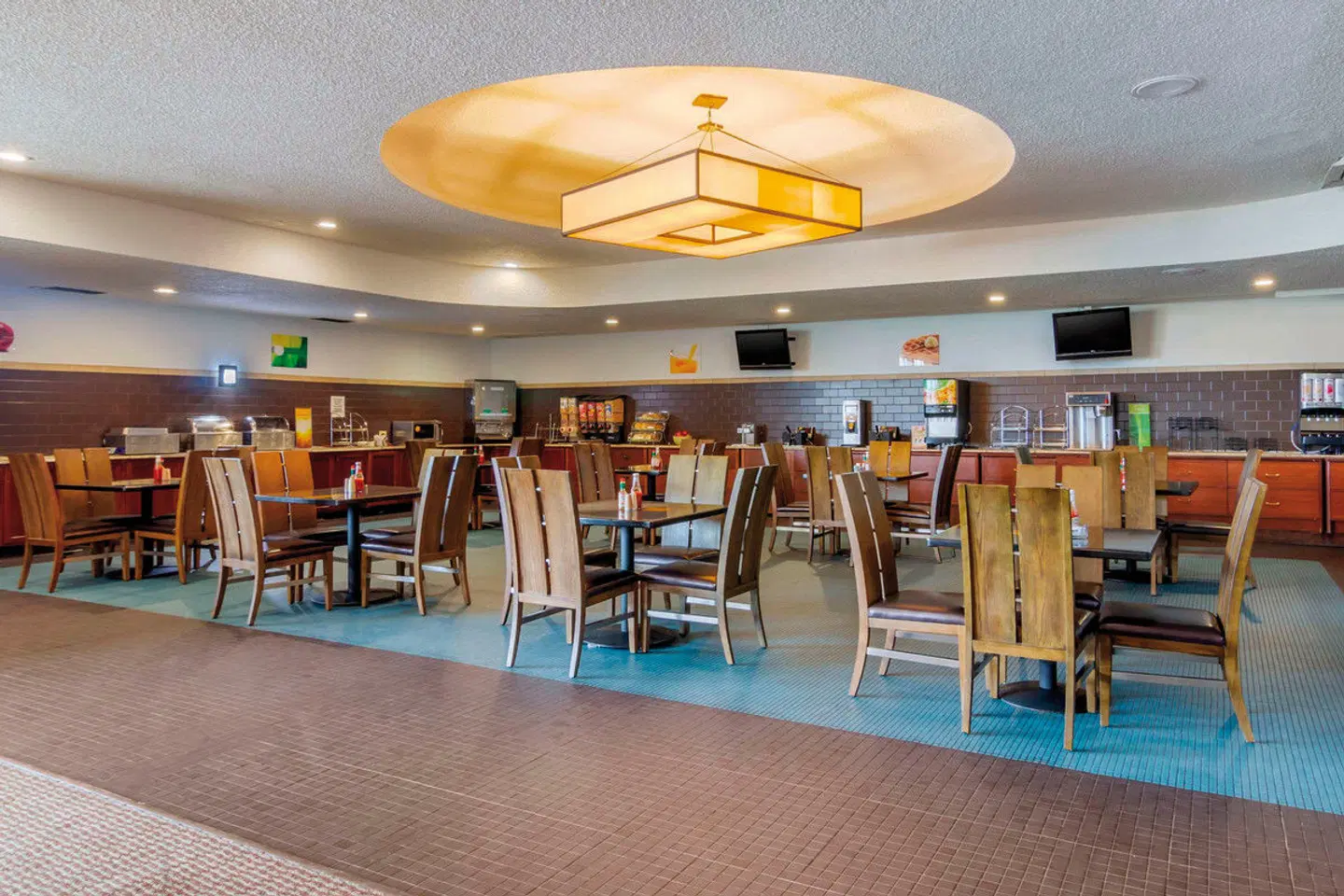 Quality Inn & Suites Denver International Airport SPORTS_AND_LEISURE