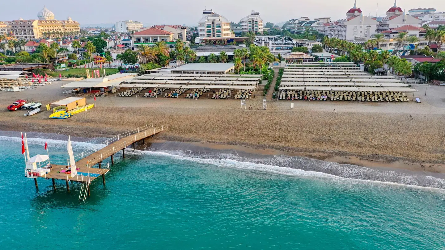 Crystal Waterworld Aqua Collection Strand