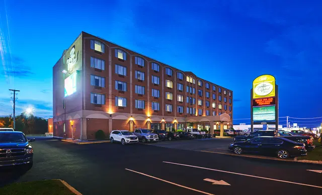 Capital Hotel EXTERIOR