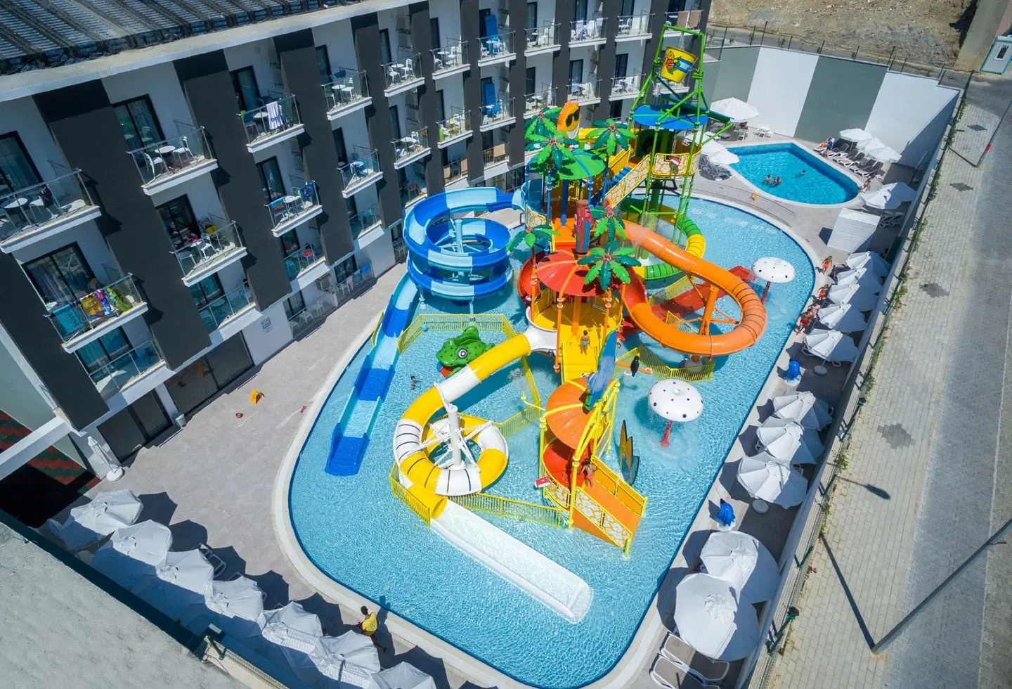 Narcia Resort SPORTS_AND_LEISURE