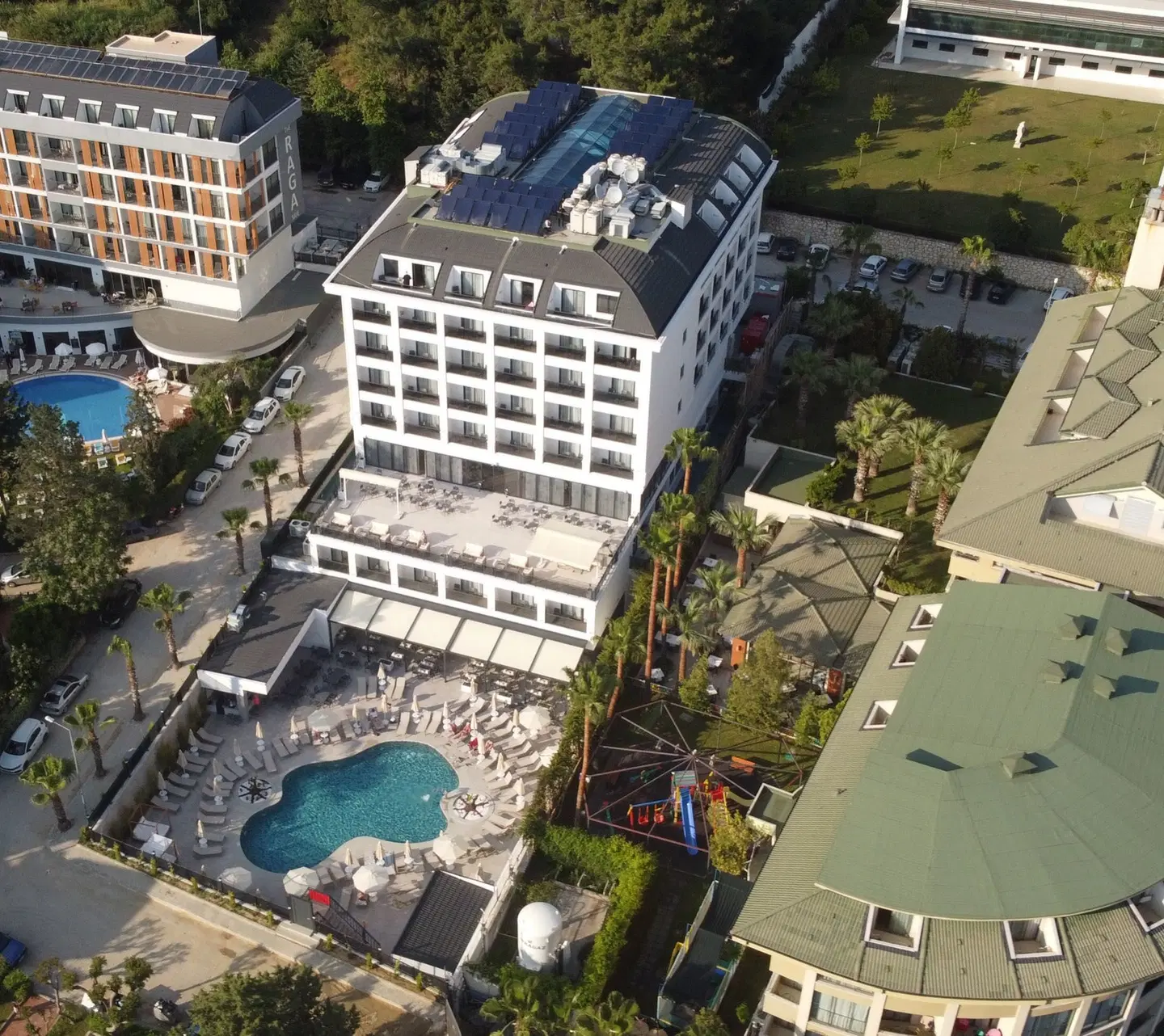 Side Zeugma EXTERIOR