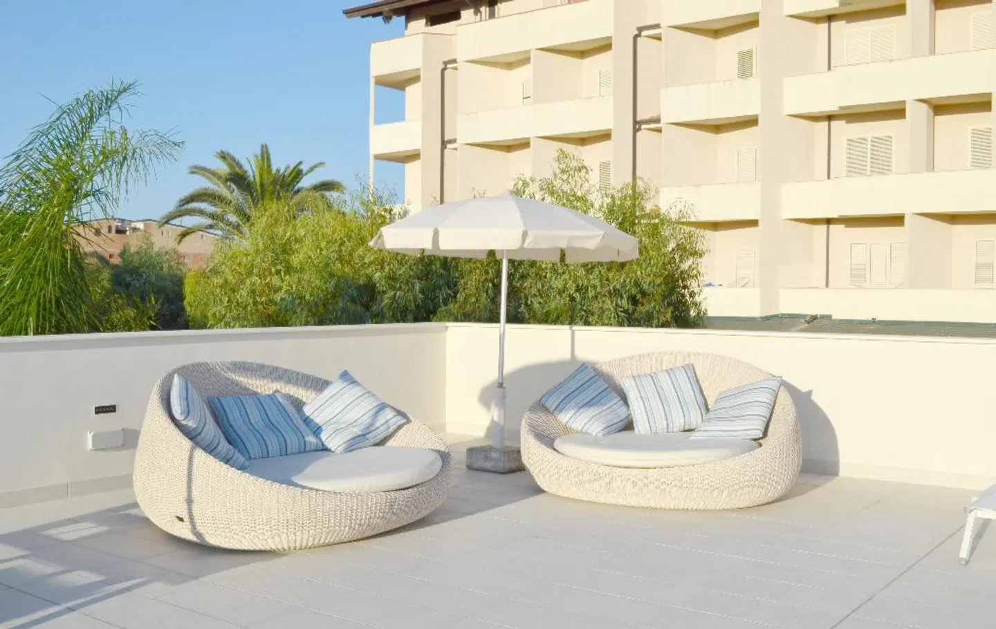 Grand Hotel President EXTERIOR