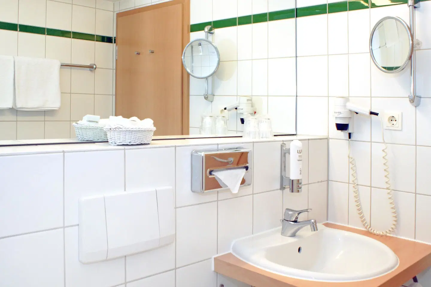 Best Western Macrander Hotel Dresden Badezimmer