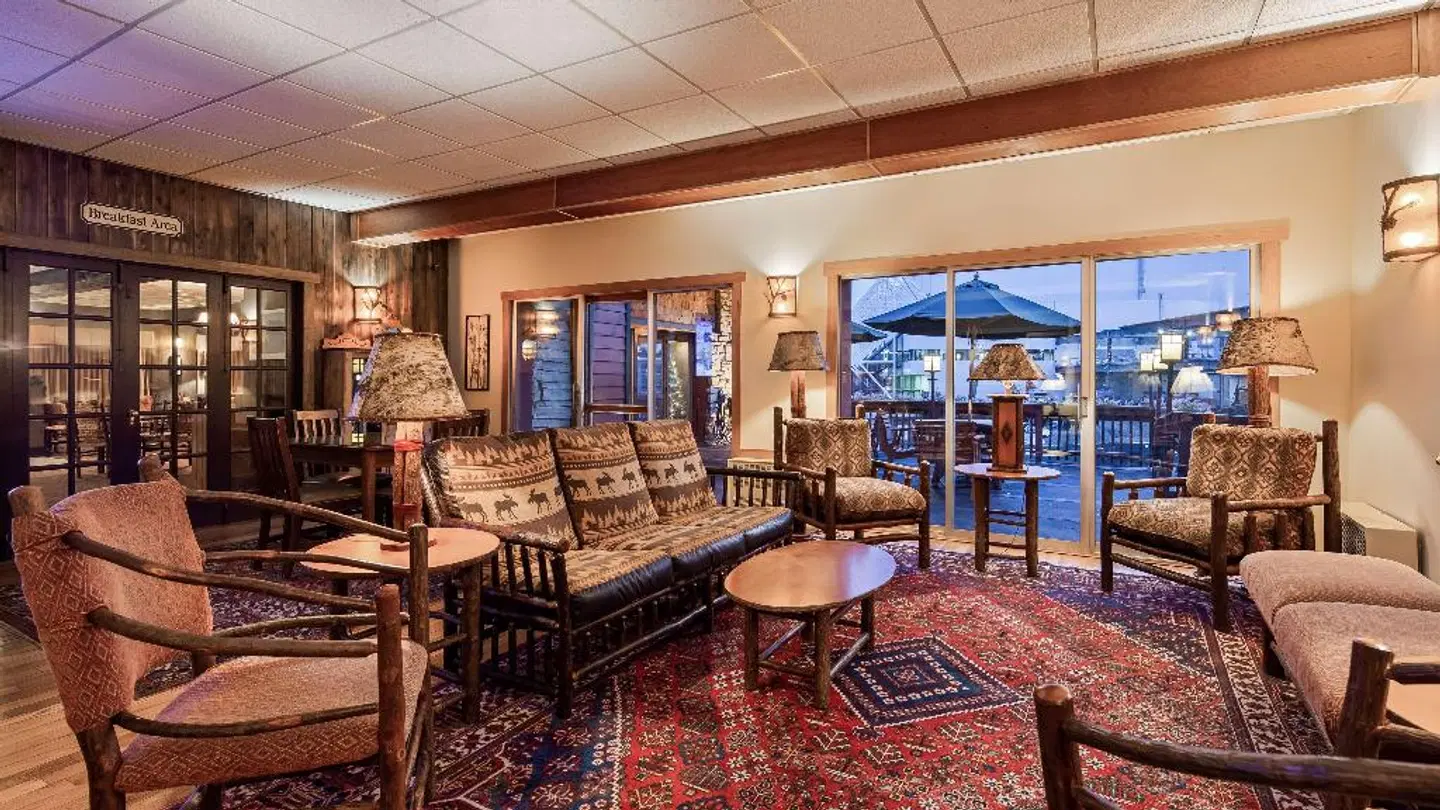 Best Western Adirondack Inn LOUNGE_LOBBY