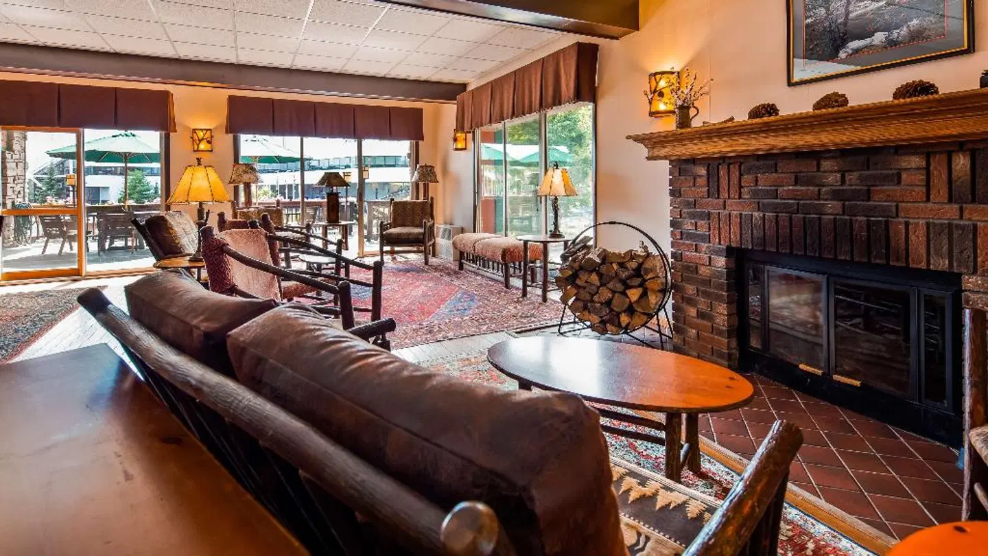 Best Western Adirondack Inn LOUNGE_LOBBY