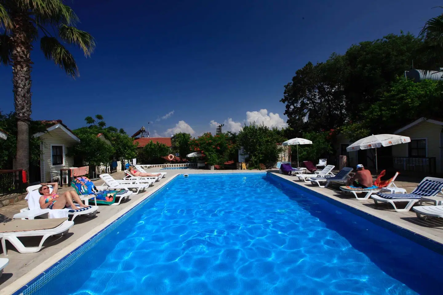 Leda Beach OUTDOOR_POOL