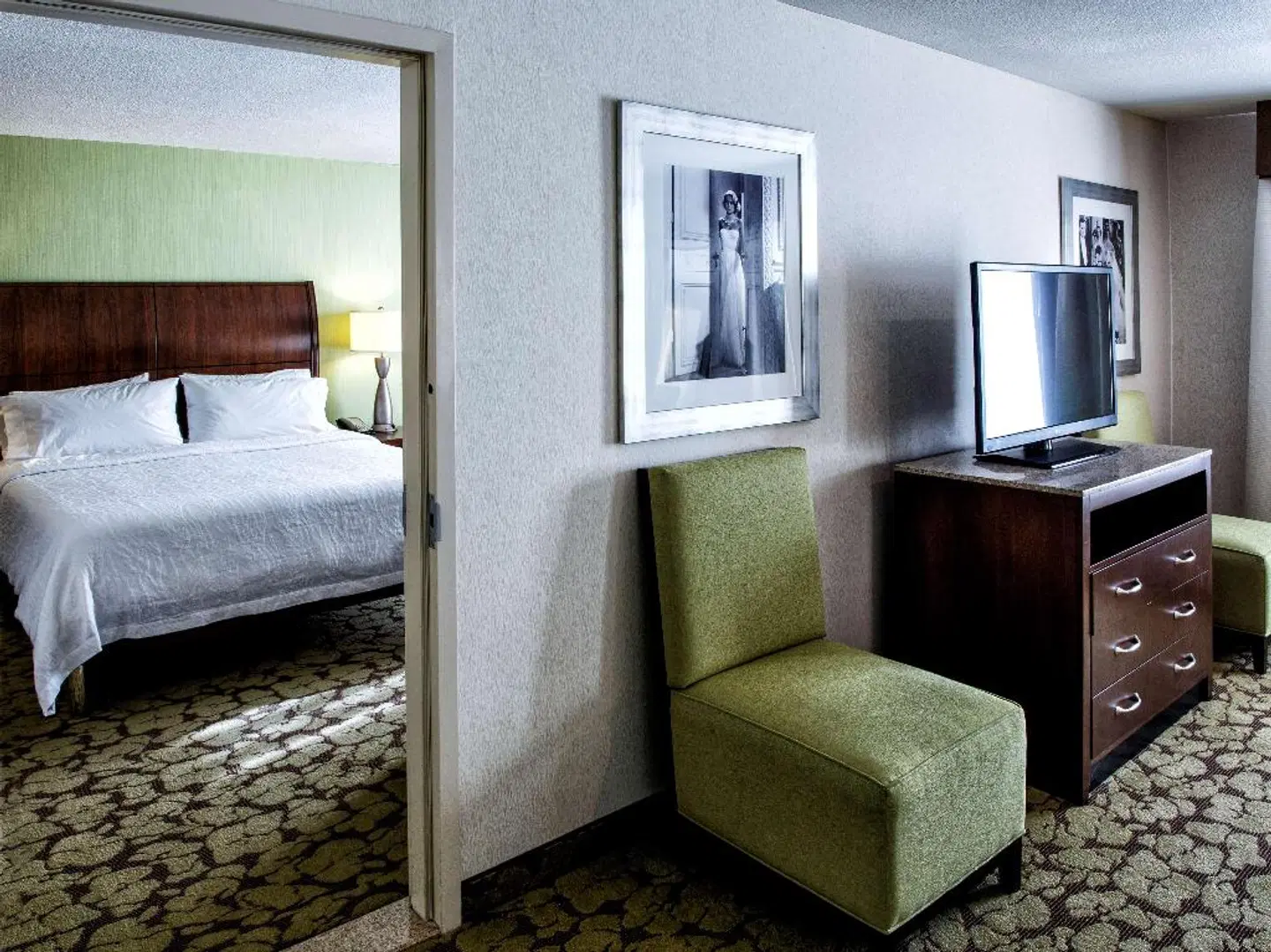 Hilton Garden Inn New York/Staten Island ROOM_EXAMPLE