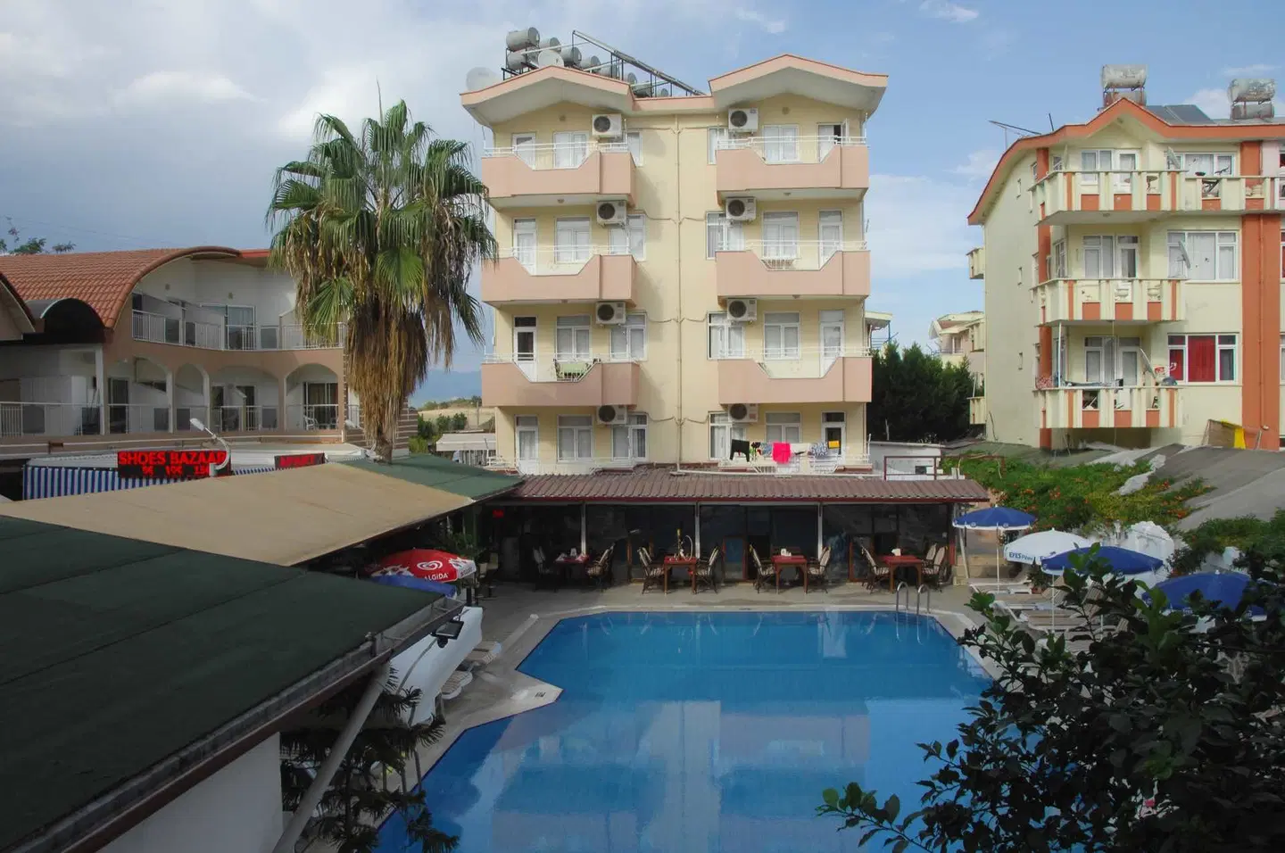 Orient Apart EXTERIOR