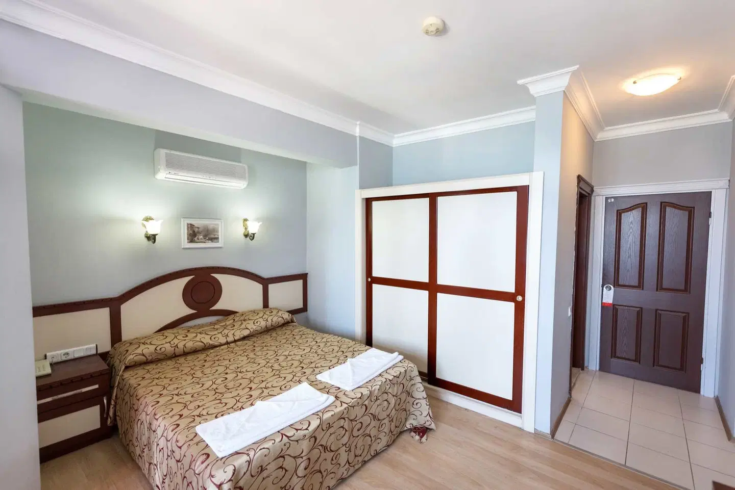 Günes Hotel ROOM_EXAMPLE