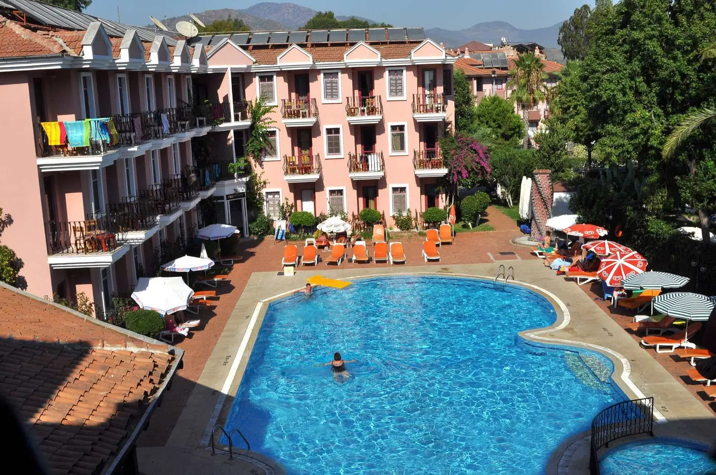 Günes Hotel OUTDOOR_POOL