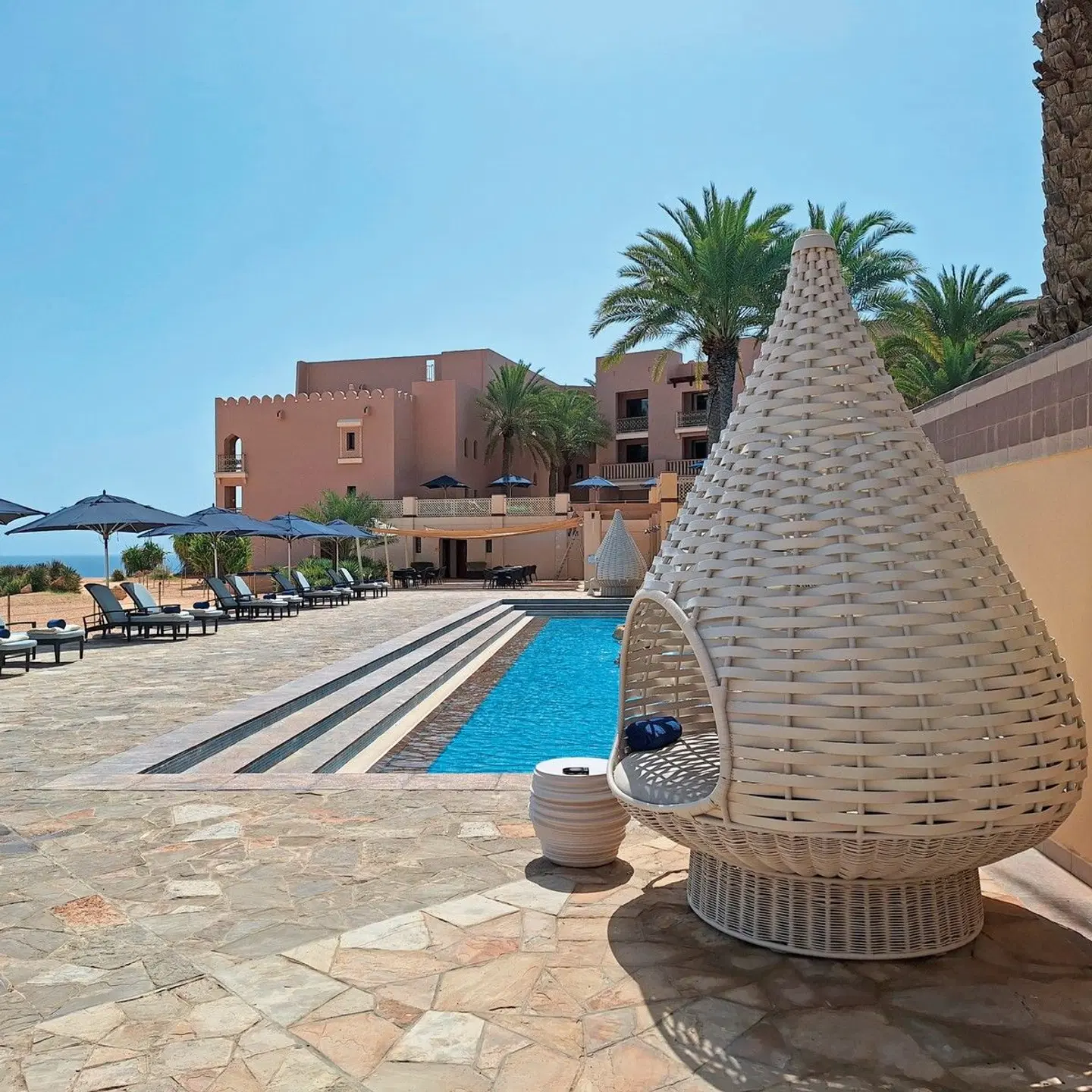 Shangri-La Al Husn, Muscat OUTDOOR_POOL