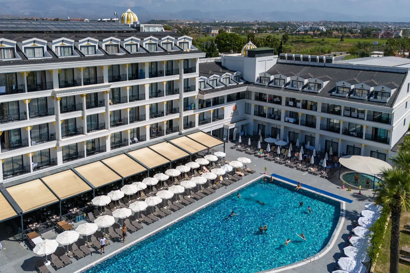 Hane Sun Elite Hotel OUTDOOR_POOL