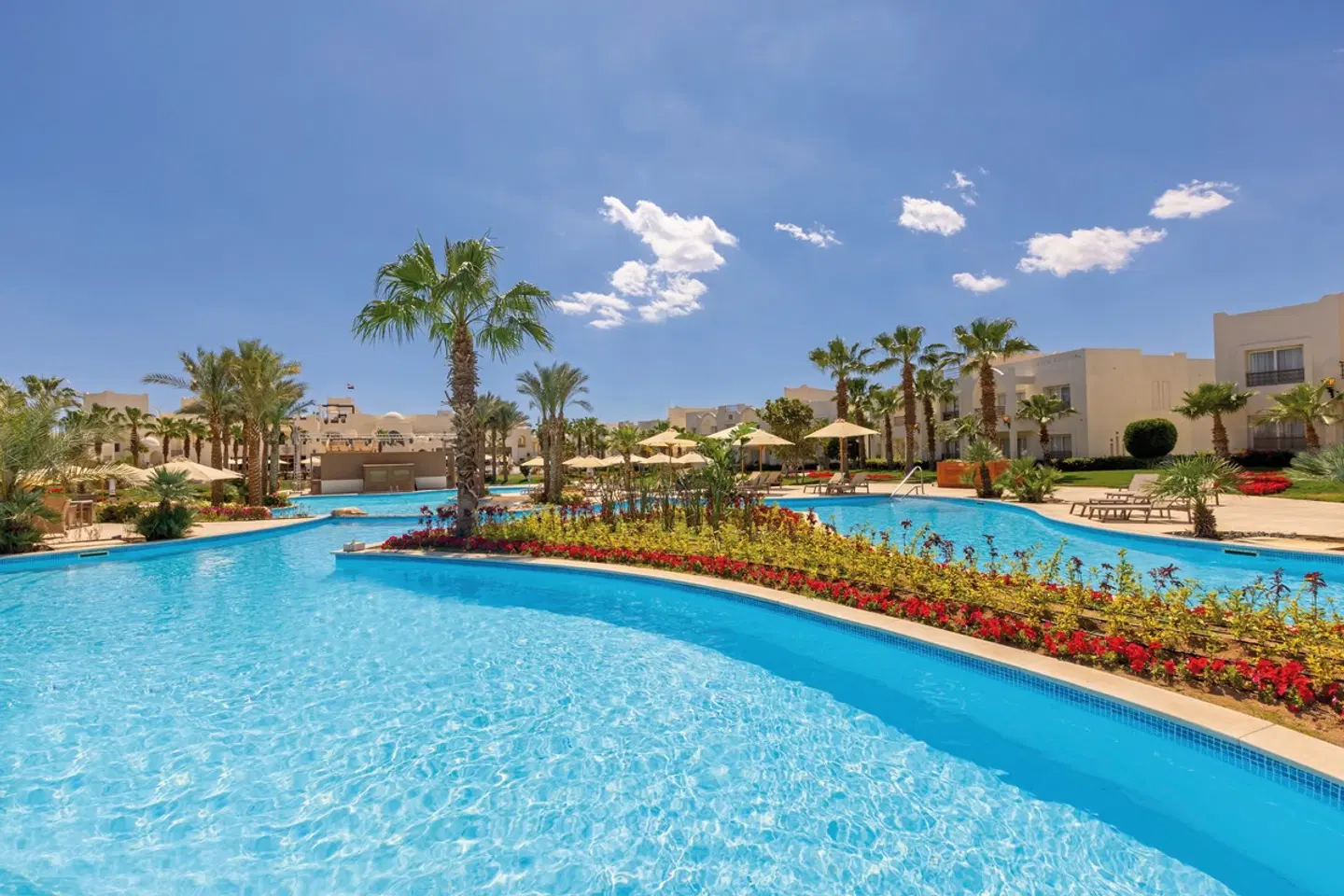 Swissôtel Sharm El Sheikh All Inclusive Collection OUTDOOR_POOL