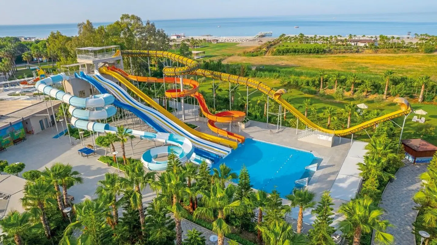 Sunmelia Beach Resort & Spa OUTDOOR_POOL