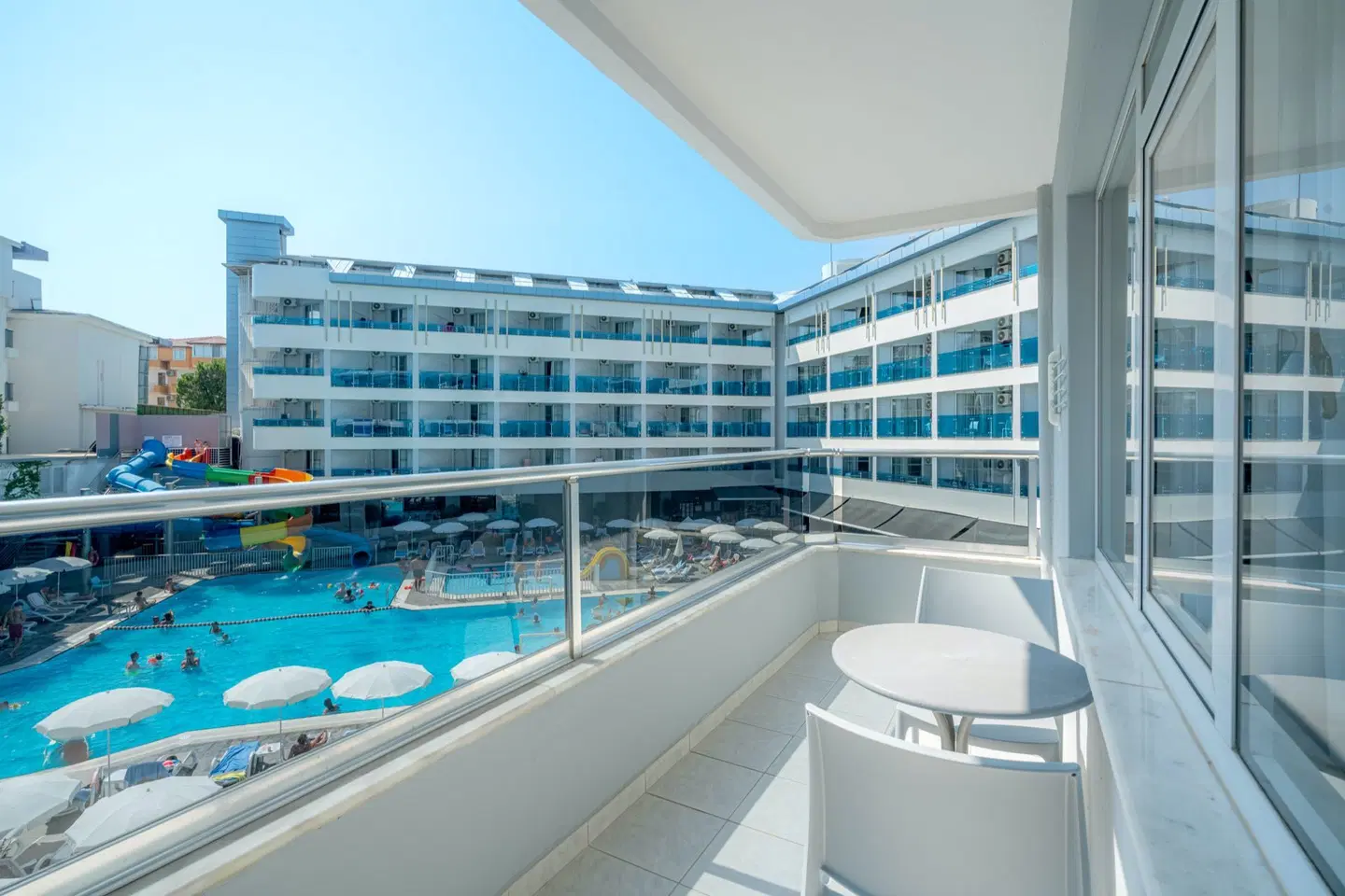 Avena Resort & Spa Hotel Badezimmer