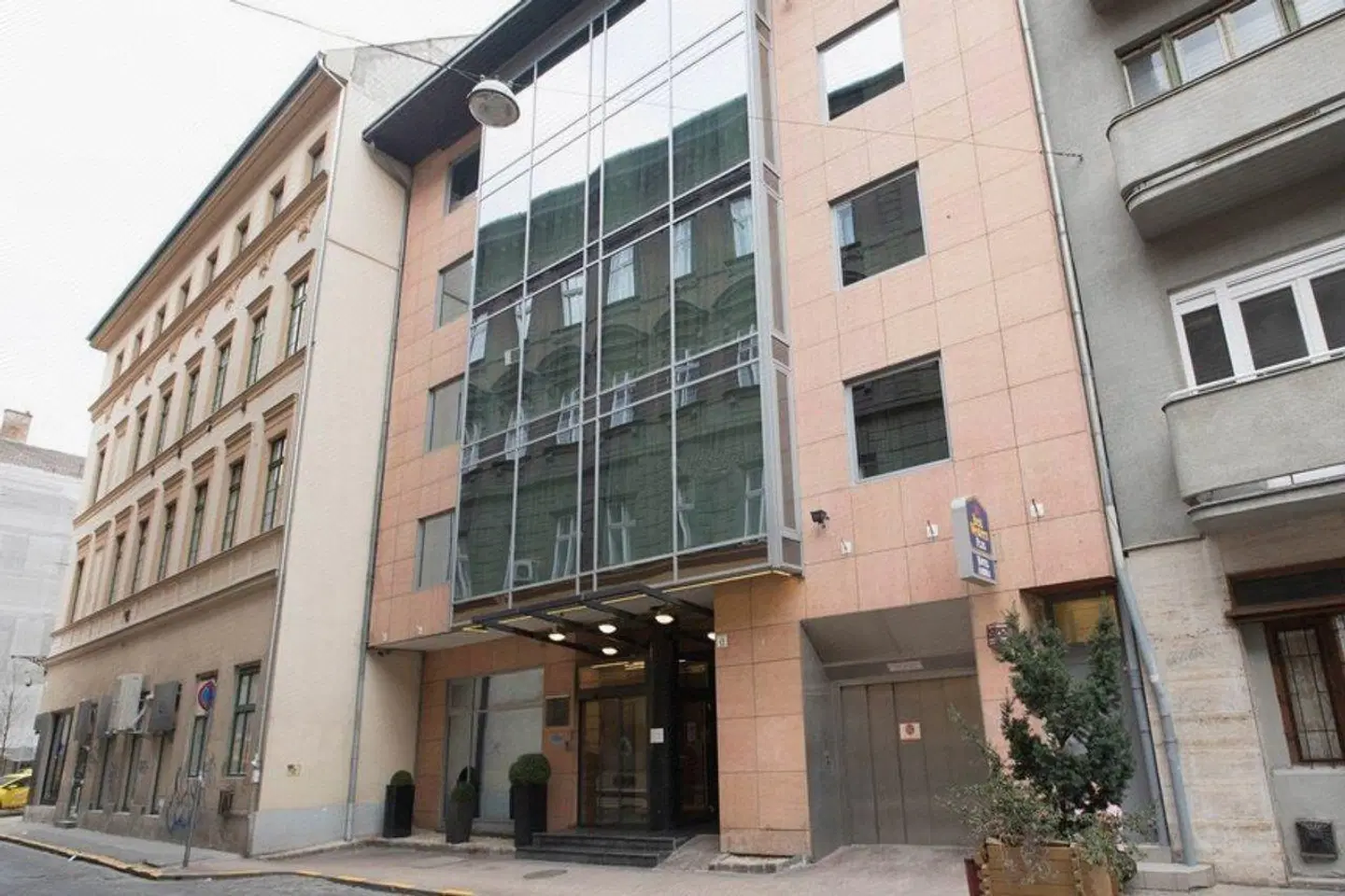 Ambra Hotel EXTERIOR