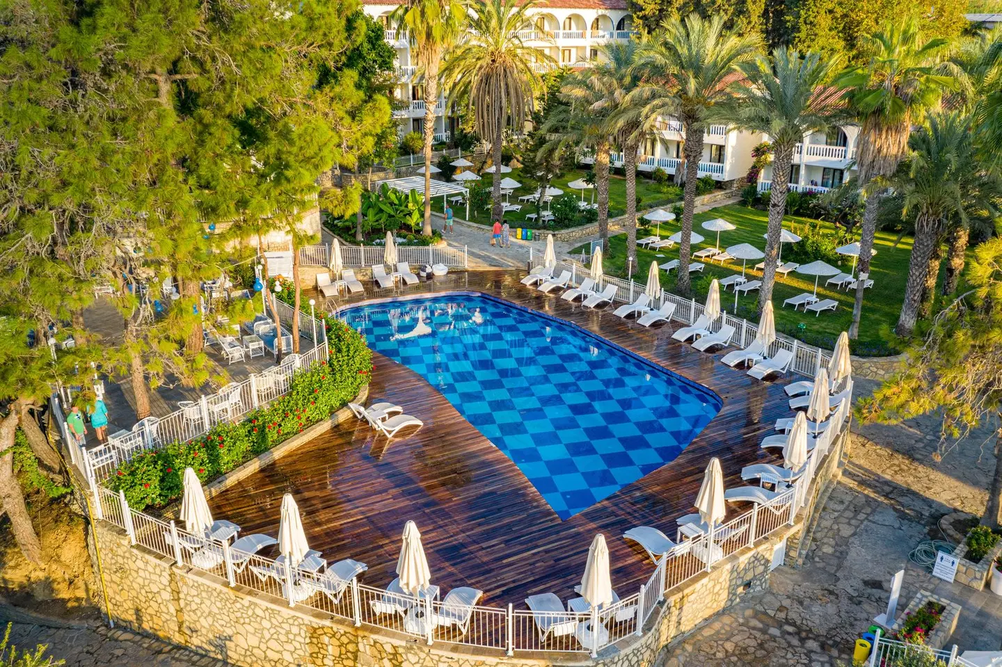 Utopia Beach Club OUTDOOR_POOL