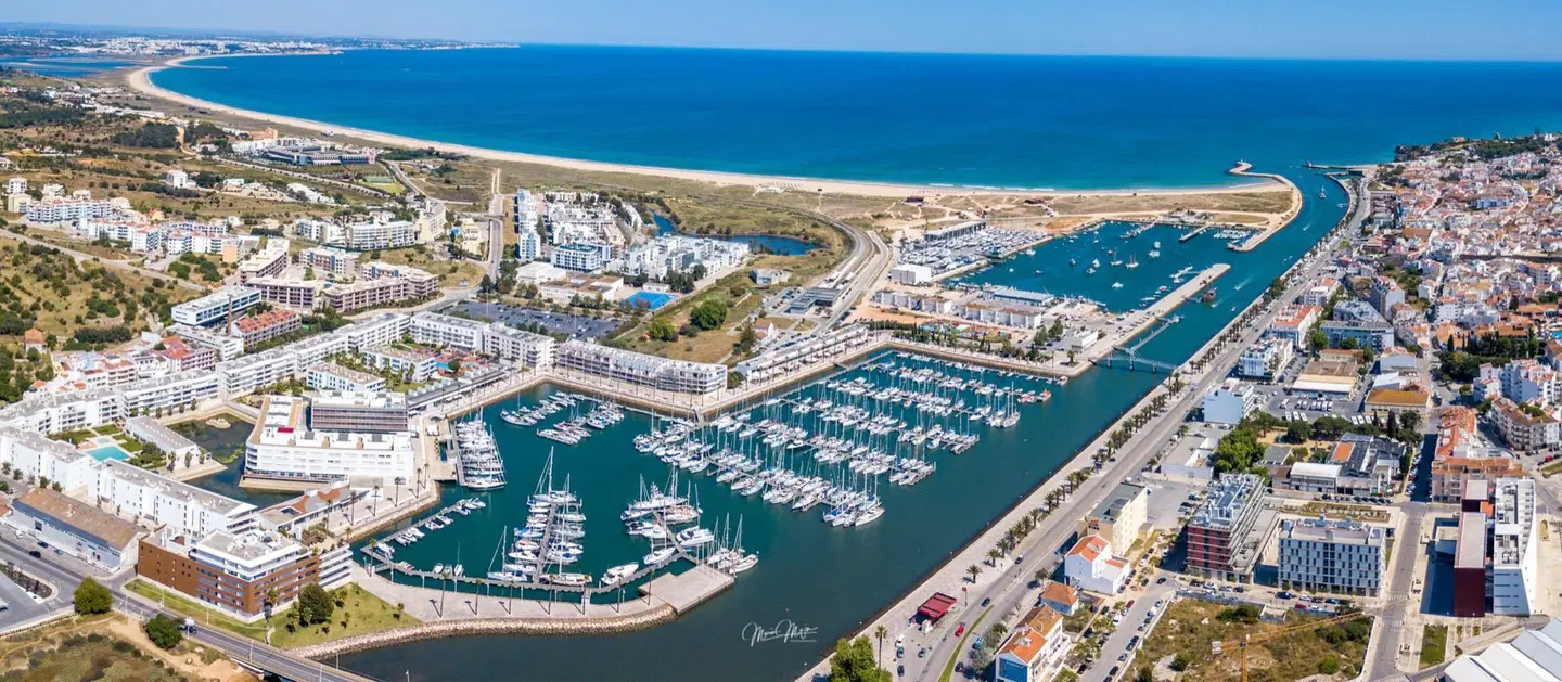 Marina Club II & Suites EXTERIOR