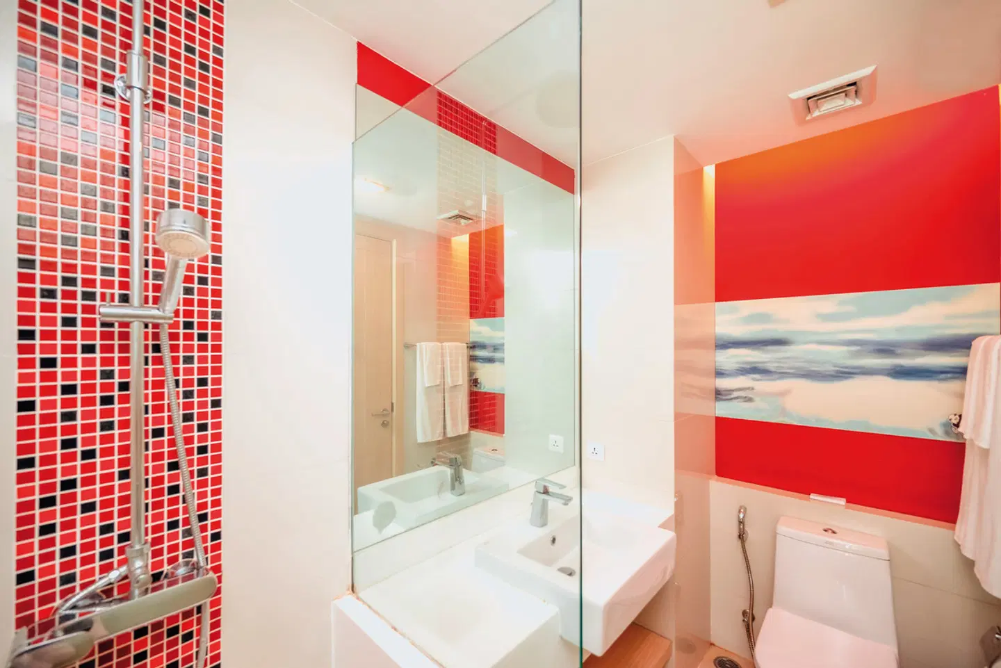 Sleep With Me Design Hotel @ Patong Badezimmer