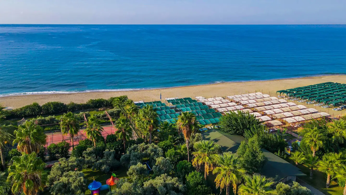 Kaia Coracesium Strand