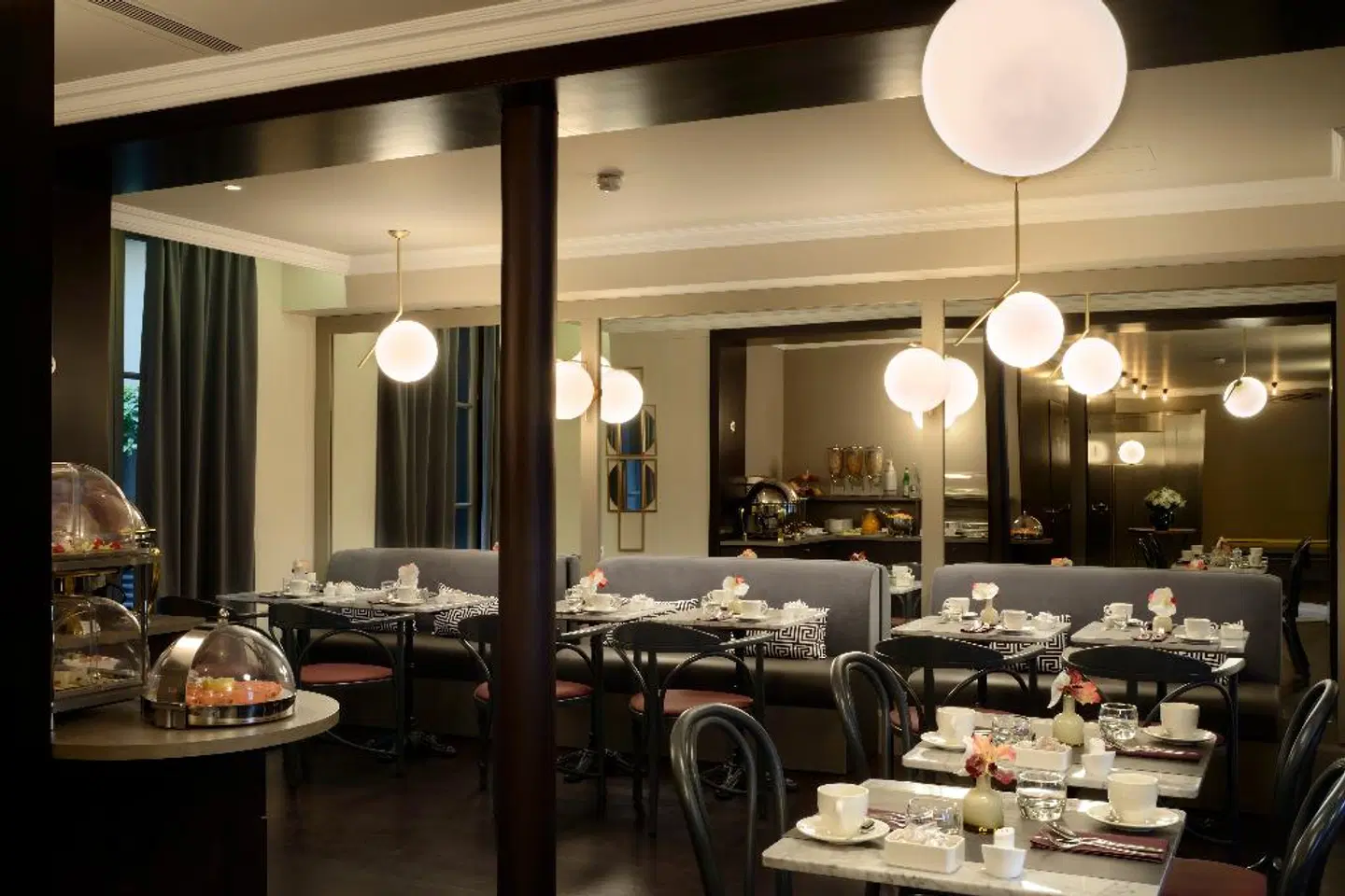 Le Marquis Eiffel Restaurant