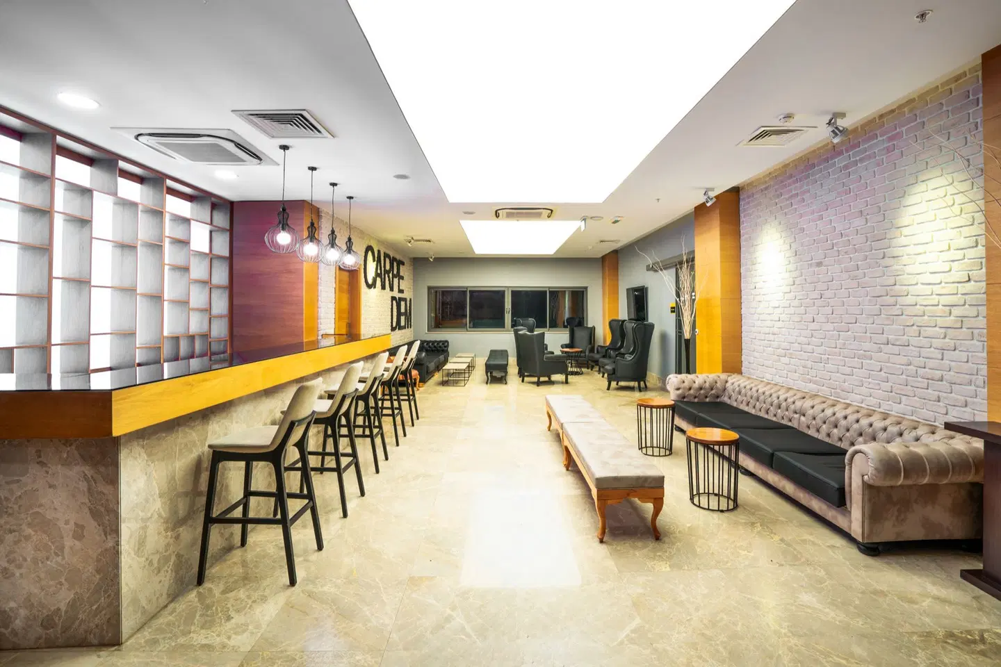 Orfeus Queen Hotel Bar