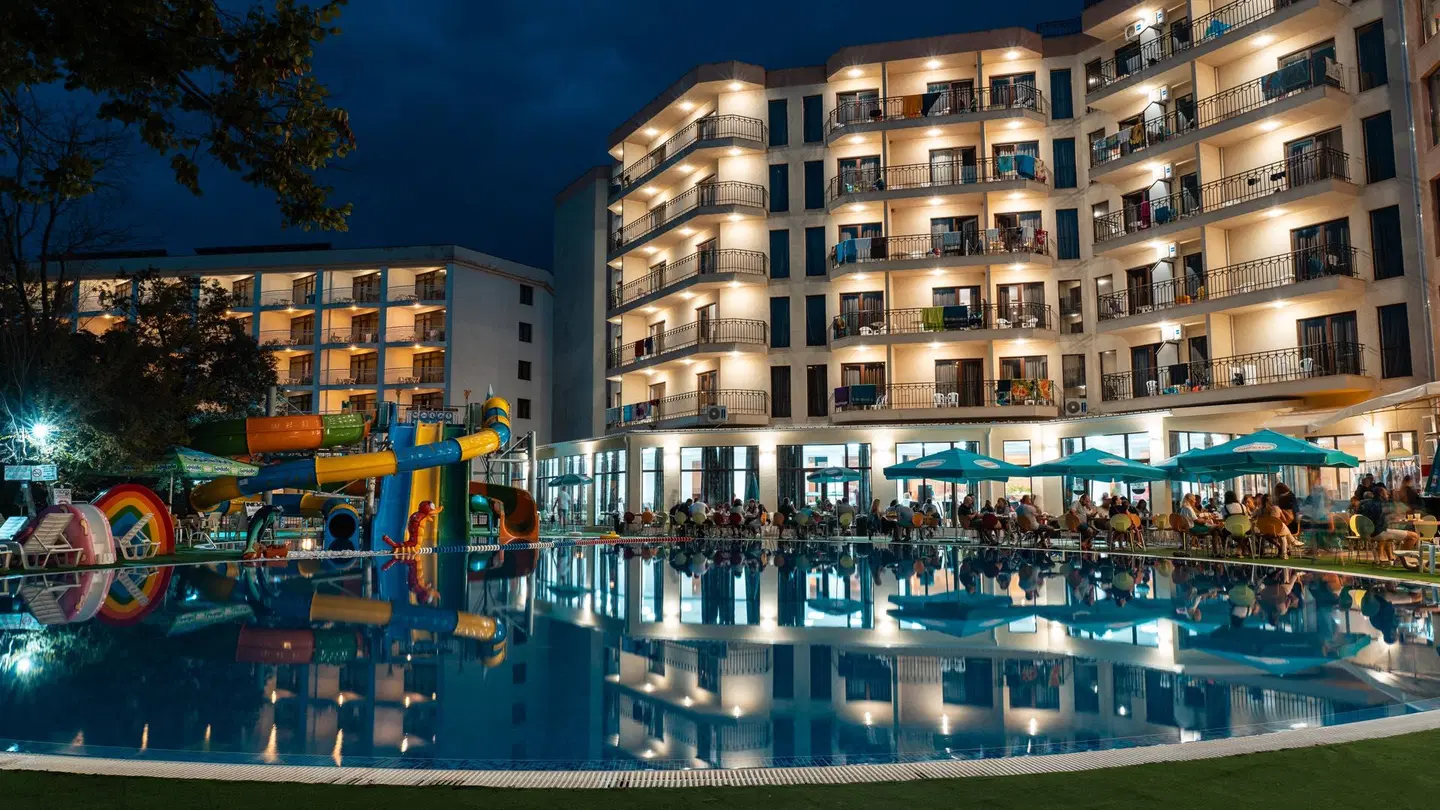 Prestige Hotel & Aquapark EXTERIOR