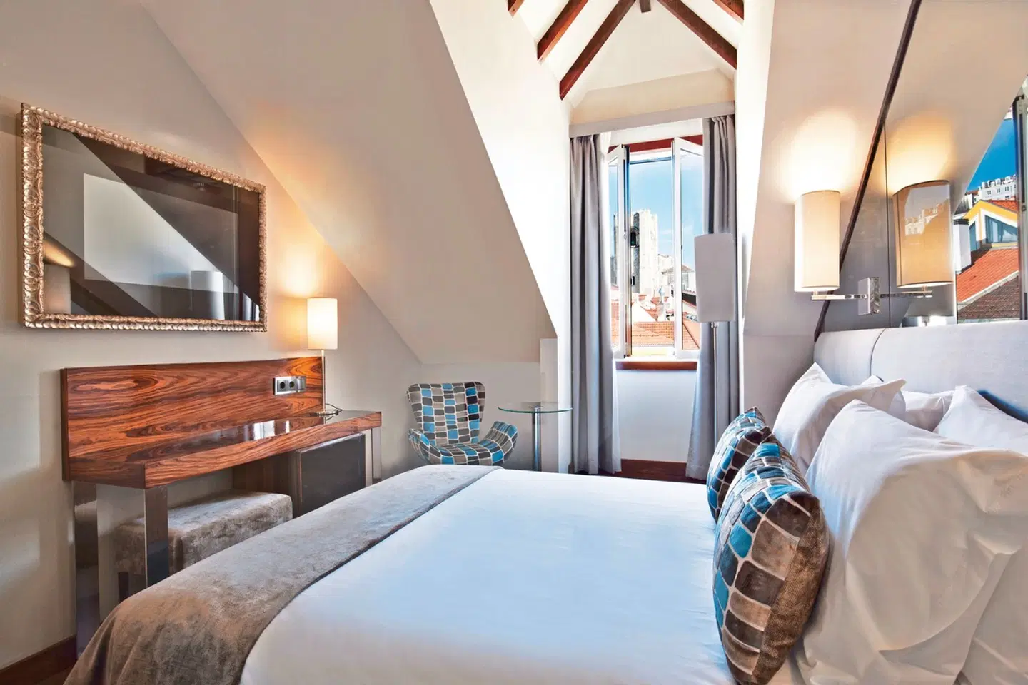 Turim Terreiro do Paço Hotel ROOM_EXAMPLE